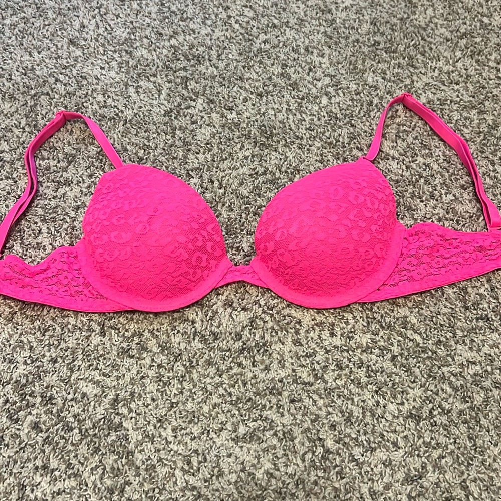 PINK bra